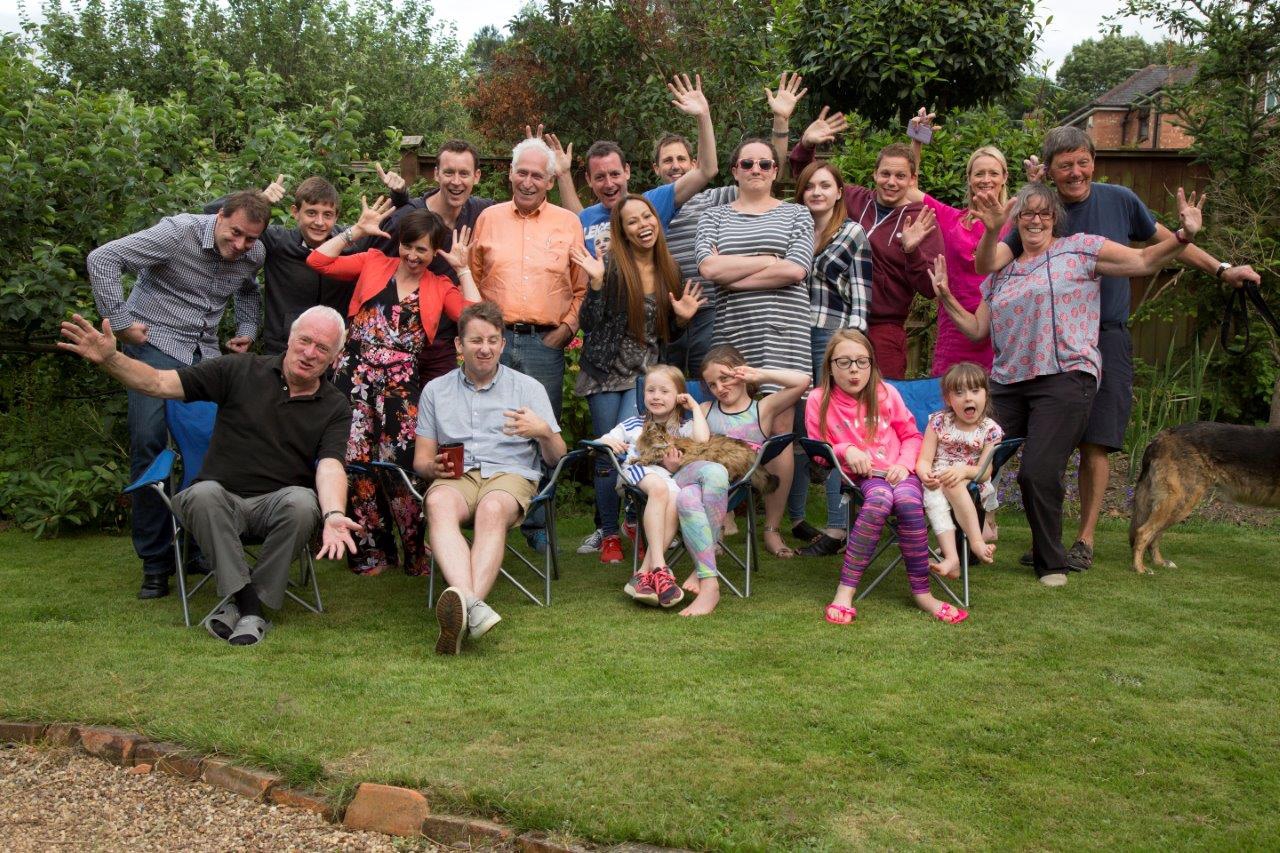 family party 2017 crazy hands_6176